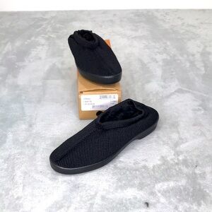 Arcopedico Women's Soft Knit Shoes size 9.5 -10 New